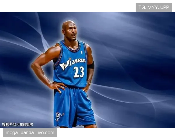 刷到迈克尔·乔丹家里那张早餐桌，我默默数着这辈子买不起的生活细节